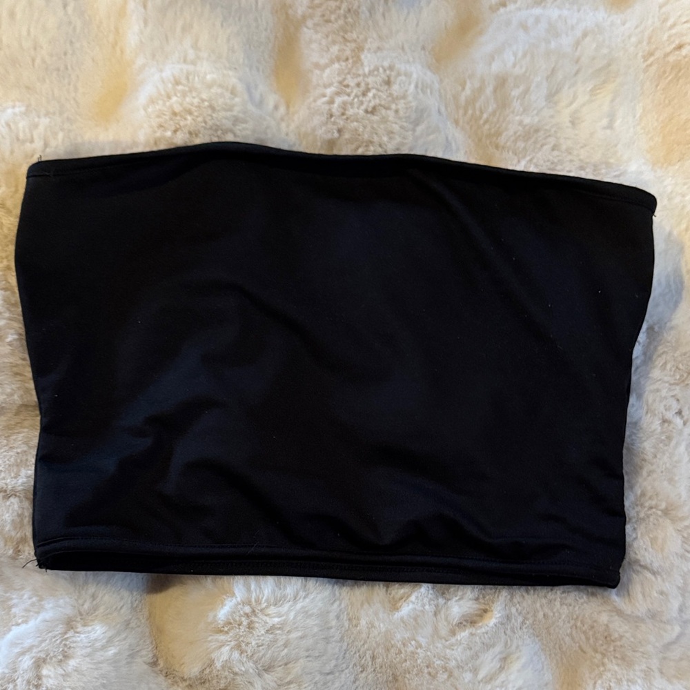 Black Strapless Tube Top